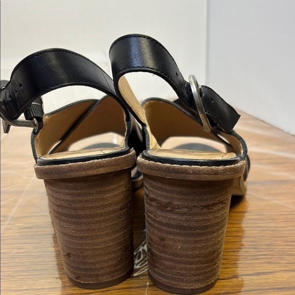 Madewell Leather Slingback Heeled Sandals - Picture 4 of 6